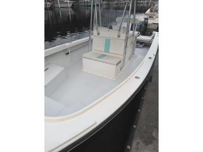 2005 Albury Brothers 23 powerboat for sale in Florida