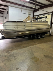 2022 Lexington Pontoon Boat 323 Series 3, 115 Suzuki, And Trailer