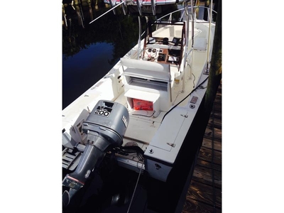 1990 MAKO 221 powerboat for sale in Florida