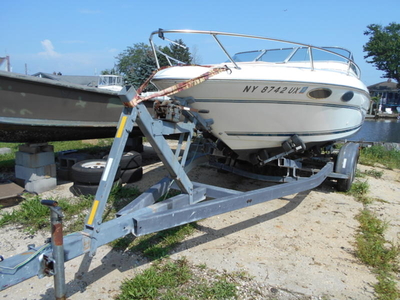 1997 Sea Ray 230 OVERNIGHTER powerboat for sale in New York