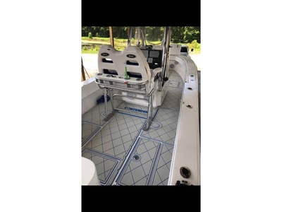 2005 Contender 27 Open powerboat for sale in Michigan
