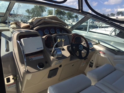 2006 Sea ray 320 Sundancer powerboat for sale in Florida