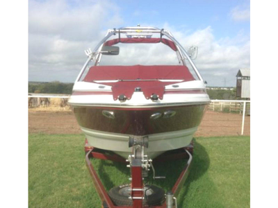 2007 Larson 268 LXi powerboat for sale in Texas