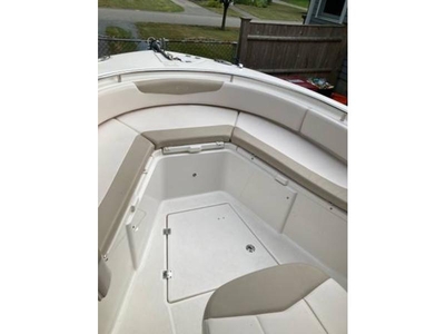 2017 Robalo R242 powerboat for sale in Massachusetts