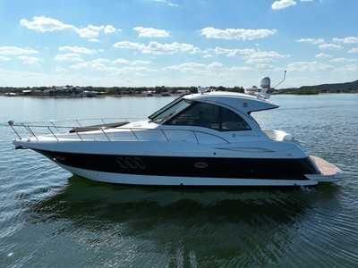 2010 Cruisers Yachts 420 Sport Coupe IPS | 43ft