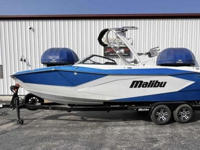 2023 Malibu 26 LSV