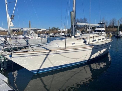 1989 Pearson 36 sailboat for sale in Connecticut