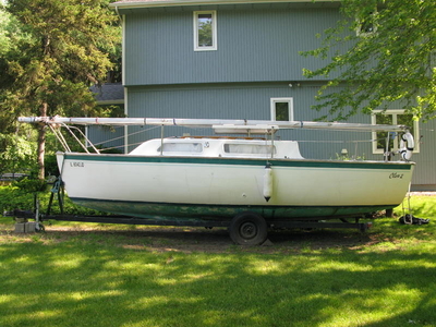1981 coastal recreation Aquarius sailboat for sale in Illinois