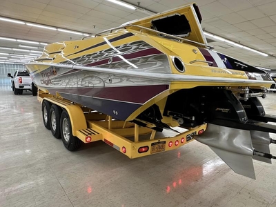2001 Fountain 42 Lightning powerboat for sale in New York