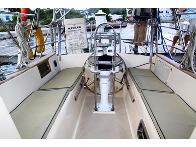 1989 Island Packet 35 sailboat for sale in North Carolina