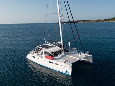 2002 Catana 581 Owners Version Blue Moon | 58ft