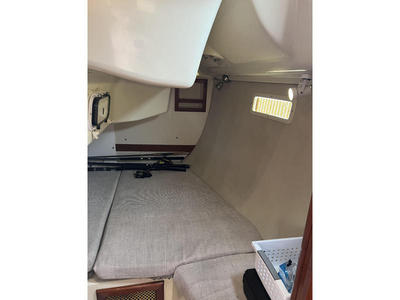 1992 Hunter Vision sailboat for sale in Rhode Island