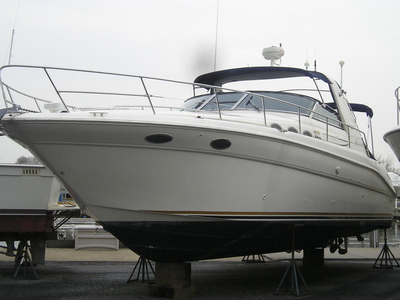 1998 Sea Ray Sea Ray 370 Sundancer powerboat for sale in New York