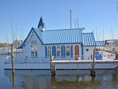 2004 Custom Floating Home or Office No Name | 60ft