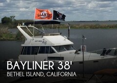 Bayliner 3888 Double Cabin Flybridge