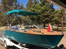 No Reserve. New Professionally Built Wooden Classic Vintage Style Inboard Boat.