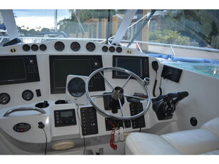 2004 Glacier Bay Catamaran 3480 powerboat for sale in Florida