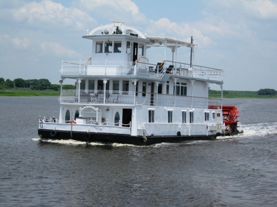 House Boats For Sale