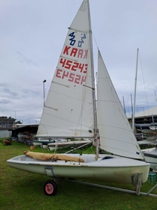 420 sailing dinghy