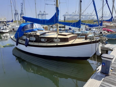 For Sale: 1979 Finesse 24 Classic Cruiser