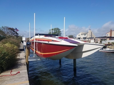 1983 SUPERBOAT 32 Cat powerboat for sale in New York
