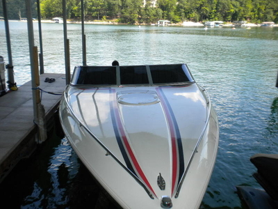 1995 Baja Performance 260 powerboat for sale in Ohio
