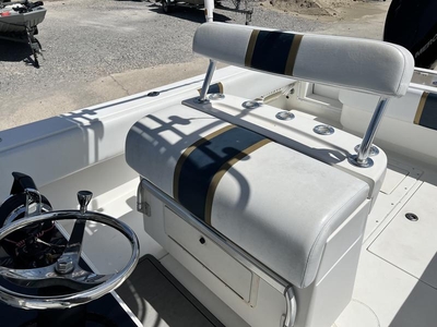 1999 Contender 27 Open powerboat for sale in Alabama