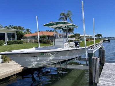2000 Pathfinder 2200 powerboat for sale in Florida