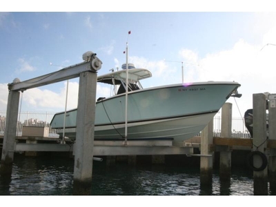 2007 Pursuit C 310 powerboat for sale in Florida