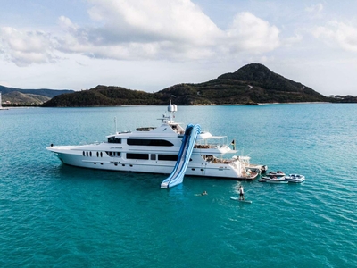 2012 Ares Custom Yachts