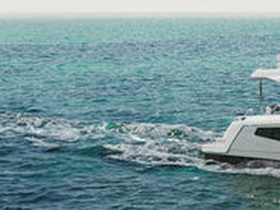 Power catamaran motor yacht - 50 - AQUILA POWER CATAMARANS - cruising / flybridge / 3-cabin