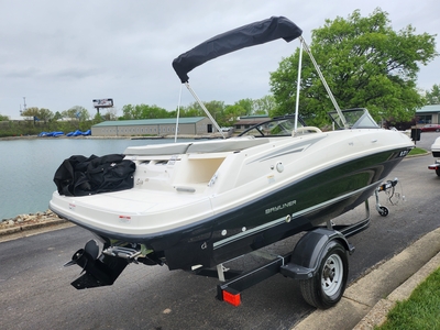 2016 Bayliner VR5 Bowrider