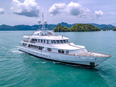Azul V Yacht for Sale 158 Crn Yachts Phuket, Thailand