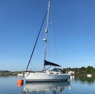 For Sale: DUFOUR 325 GRAND LARGE, GORGEOUS £49500