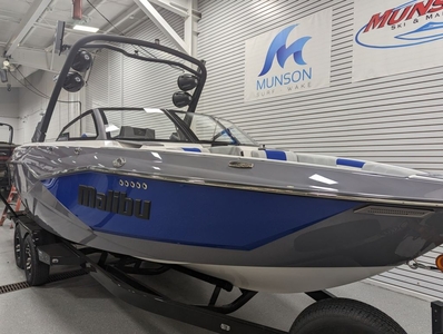 Malibu Boats 25 LSV 2023