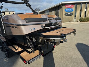 2022 Malibu Boats Wakesetter 22 LSV