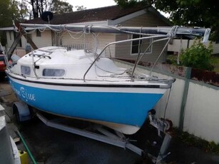 trailer sailer ready to sail with rego