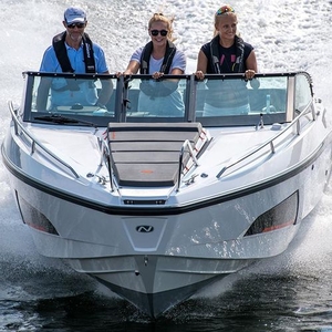Outboard cabin cruiser - NOBLESSE 720 - Nordkapp Boats - open / 7-person max. / sundeck