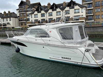2019 Marex 310 Sun Cruiser | 30ft