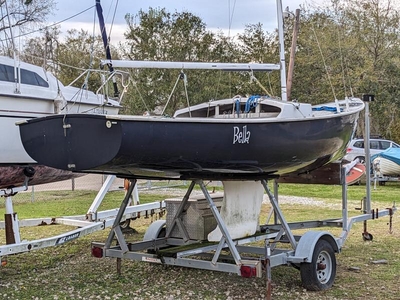 1975 Rhodes 19 fixed keel sailboat for sale in Louisiana