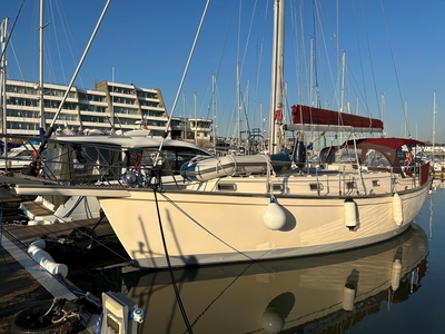 1986 Island Packet 38 | 41ft