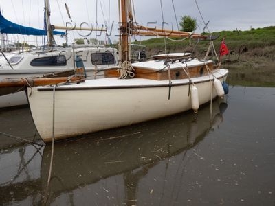Gaff Rigged 17ft