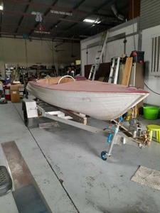 Speed Boat,MC Harris,272/292 Ford,Inboard.