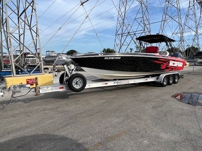 WELLCRAFT SCARAB CENTER CONSOL 302 WITH TWIN YAMAHA 300hp AND TRAILER 3 AXLES
