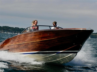 Classic Speedboat (2011) for sale