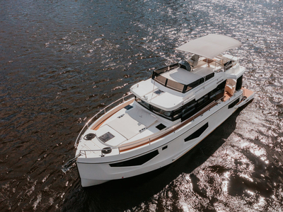 Cobra Seamaster 45 Flybridge (powerboat) for sale