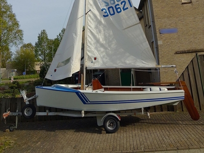 Vaurien E.G. Van de Stadt (sailboat) for sale