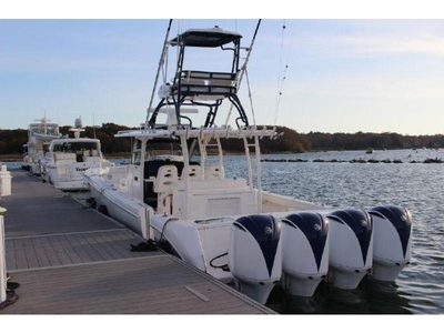 2018 Everglades 435 Center Console powerboat for sale in North Carolina