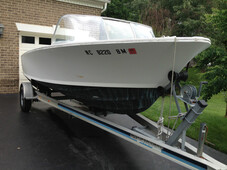 Bertram 20 Moppie- Project Boat And Trailer. This Is A Classic