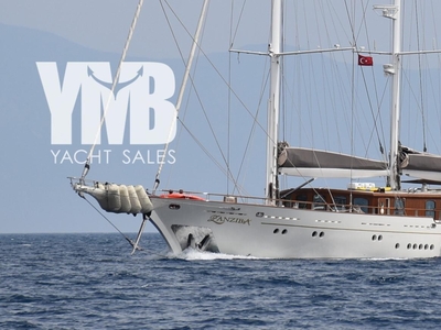 Custom Sail Yacht